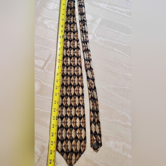 Retro Design Studios 100% Silk Geometric Diamond Multicolored Tie/ Necktie - Picture 5 of 7